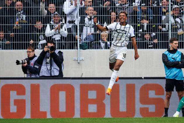 Bambase Conte (SV 07 Elversberg) bejubelt den Treffer zum 1:0, SV Elversberg vs SpVgg Greuther Fuerth, Fussball, 2. Bundesliga, 9. Spieltag, Saison 2025 2026, 19.10.2025 DFB regulations prohibit any use of photographs as image sequences and or quasi-video. SV Elversberg vs SpVgg Greuther Fuerth, Fussball, 2. Bundesliga, 9. Spieltag, Saison 2025 2026, 19.10.2025