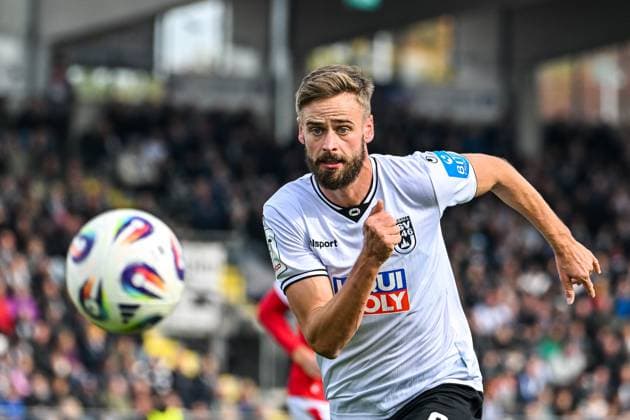GER, 3. Liga, SSV Ulm 1846 vs FC Energie Cottbus 19.10.2025, Donaustadion, Ulm, GER, 3. Liga, SSV Ulm 1846 vs FC Energie Cottbus, im Bild Lucas Röser Roeser (SSV Ulm, 9)