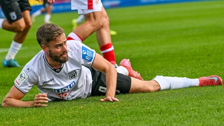 GER, 3. Liga, SSV Ulm 1846 vs FC Energie Cottbus 19.10.2025, Donaustadion, Ulm, GER, 3. Liga, SSV Ulm 1846 vs FC Energie Cottbus, im Bild Lucas Röser Roeser (SSV Ulm, 9)