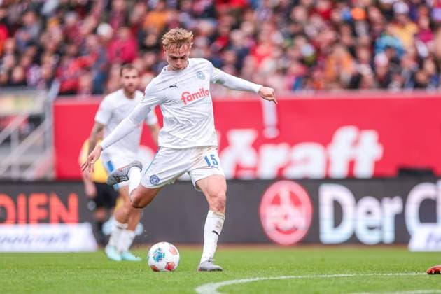 19.10.2025, 2. Bundesliga, 9. Spieltag, 1. FC Nürnberg - Holstein Kiel, Kasper Davidsen (Holstein Kiel), Nürnberg Max Morlock Stadion Bayern Deutschland xRHR-FOTO DEx Copyright: DennisxEwert RHR-FOTOx RHR-FOTO DE