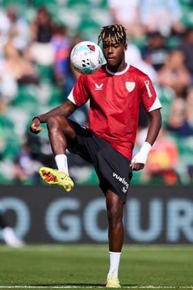 October 19, 2025, Elche, Alicante, Spain: Nico Williams of Athletic Club de Bilbao warms up prior the Spanish League, LaLiga EA Sports, football match played between Elche CF and Athletic Club Bilbao at Estadio Manuel Martinez Valero on October 19, 2025 in Elche, Alicante, Spain. Elche Spain - ZUMAa181 20251019_zaa_a181_007 Copyright: xFranciscoxMaciax