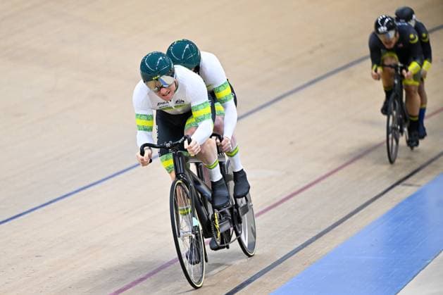 2025 UCI Para-Cycling Track World Championships Picture by Simon Wilkinson SWpix.com - 19 10 2025 - Cycling - 2025 UCI Para-Cycling Track World Championships - Rio Olympic Velodrome, Rio de Janeiro, Brazil - MB Sprint Quarterfinals - Kane Perris (Australia) piloted by Luke Zaccaria (Australia) Copyright: x xSWpix.comx(t axPhotographyxHubxLtd)xSimonxWilkinson SWpix.comx SWP-3030-10214
