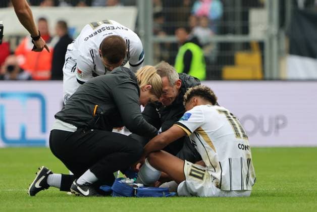 19.10.2025, Fussball, Herren, 2. Bundesliga, Saison 2025 2026, SV 07 Elversberg SpVgg Greuther Fürth, Bambase Conte (SV 07 Elversberg) verletzt Elversberg Ursapharm-Arena an der Kaiserlinde Saarland Deutschland (DE)