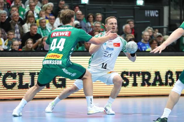 Handball DAIKIN HBL: SC DHfK Leipzig - SC Magdeburg; 19.10.2025 Omar Ingi Magnusson (14, SC Magdeburg). Handball, DAIKIN HBL, 1. Bundesliga, Saison 2025 2026, 9. Spieltag: SC DHfK Leipzig vs. SC Magdeburg am 19.10.2025 in der Quarterback Immobilien Arena Leipzig. Copyright: xBEAUTIFULxSPORTS JanxKaeferx