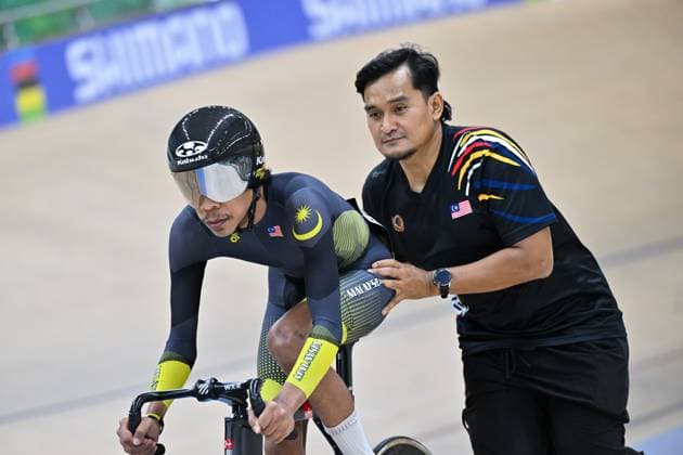 2025 UCI Para-Cycling Track World Championships Picture by Simon Wilkinson SWpix.com - 19 10 2025 - Cycling - 2025 UCI Para-Cycling Track World Championships - Rio Olympic Velodrome, Rio de Janeiro, Brazil - MC1 Sprint 200m Flying Start Qualifying - Mohamad Yusof Hafizi Shaharuddin (Malaysia) Copyright: x xSWpix.comx(t axPhotographyxHubxLtd)xSimonxWilkinson SWpix.comx SWP-3030-10225