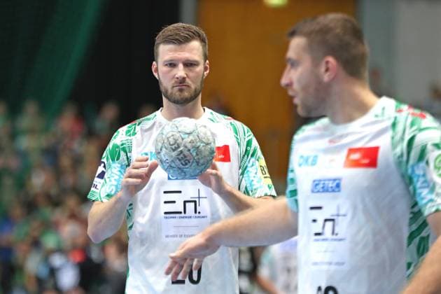 Handball DAIKIN HBL: SC DHfK Leipzig - SC Magdeburg; 19.10.2025 Philipp Weber (20, SC Magdeburg). Handball, DAIKIN HBL, 1. Bundesliga, Saison 2025 2026, 9. Spieltag: SC DHfK Leipzig vs. SC Magdeburg am 19.10.2025 in der Quarterback Immobilien Arena Leipzig. Copyright: xBEAUTIFULxSPORTS JanxKaeferx