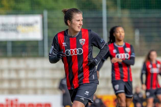 Ingolstadt, Deutschland 19. Oktober 2025: 2. BL - Frauen - 2025 2026 - FC Ingolstadt 04 vs. Eintracht Frankfurt II Im Bild: Anna-Lena Fritz (FCI) Audi Sportpark Bayern Copyright: xFotostandx xSchäferx
