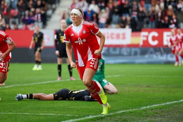 Jubel zum Tor zum 2:1 durch Magdalena Eriksson (FC Bayern Muenchen, 05), GER, FC Bayern Muenchen vs. 1. FC Koeln, Fussball, Google Pixel Frauen-Bundesliga, 7. Spieltag, Saison 2025 2026, 19.10.2025, DFL DFB REGULATIONS PROHIBIT ANY USE OF PHOTOGRAPHS as IMAGE SEQUENCES and or QUASI-VIDEO, GER, FC Bayern Muenchen vs. 1. FC Koeln, Fussball, Google Pixel Frauen-Bundesliga, 7. Spieltag, Saison 2025 2026, 19.10.2025 Muenchen Copyright: xEibner-Pressefoto JennixMaulx EP_JML