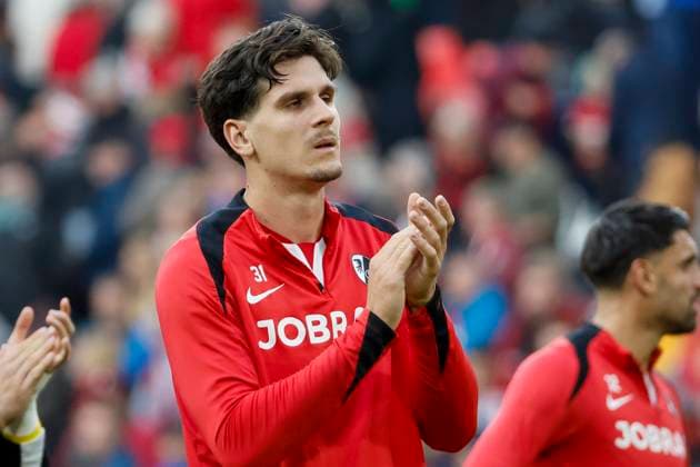 Igor Matanovic (SC Freiburg, 31) nach dem Spiel , Deutschland, Fussball, 1. Bundesliga, 7.Spieltag, 2025 2026, SC Freiburg vs. Eintracht Frankfurt, 19.10.2025, Europa-Park Stadion, Freiburg im Breisgau, Deutschland Freiburg im Breisgau Europa-Park Stadion Baden-Württemberg Deutschland Copyright: xGrantxHubbsx