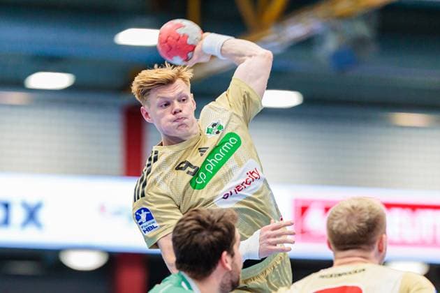 Vilhelm Poulsen (TSV Hannover-Burgdorf, 09) im Torwurf GER, GWD Minden vs. TSV Hannover-Burgdorf, Handball, 1. Bundesliga, 9. Spieltag, Spielzeit 2025 2026, 19.10.2025 GER, GWD Minden vs. TSV Hannover-Burgdorf, Handball, 1. Bundesliga, 9. Spieltag, Spielzeit 2025 2026, 19.10.2025 Luebbecke Copyright: xEibner-Pressefoto JanxRollingerx EP_JSK