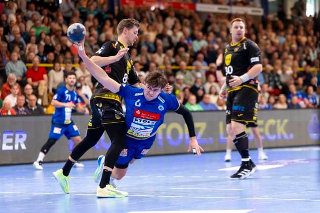 Rasmus Willette Houmøller (Nr. 6, VfL Lübeck-Schwartau). VfL Luebeck-Schwartau vs. HSG 2000 Coburg, Handball, 2. Bundesliga, 19.10.25 Luebeck Schleswig-Holstein Germany Copyright: xAgentur54Gradx xFelixxKoenigx
