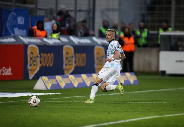 Fussball, Herren, 3.Liga, Saison 2025 2026, TSV 1860 München - MSV Duisburg, Grünwalder Stadion 2:1 durch Sigurd Haugen (TSV 1860 München) , Tor, Jubel