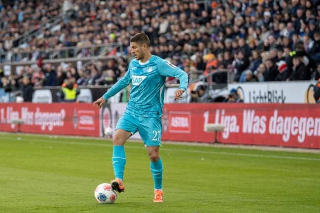 Deutschland, Fussball, 1. Bundesliga, 7. Spieltag 2025 2026, FC St. Pauli - TSG Hoffenheim am 19.10. in Hamburg (Millerntor-Stadion): Andrej Kramaric (TSG Hoffenheim 27) Copyright: xSvenxHeidmannx