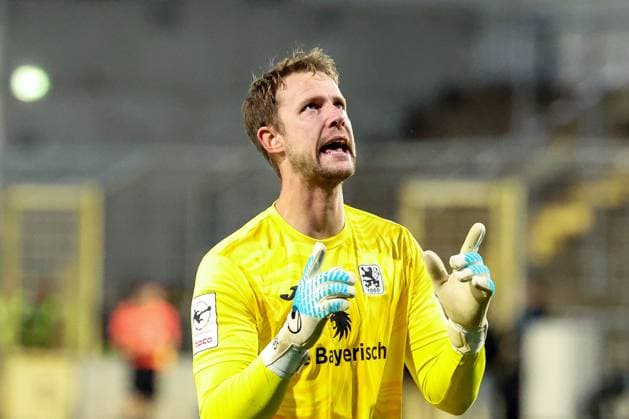 Thomas Daehne 21 (TSV 1860 Muenchen) jubelt nach dem 3:1, TSV 1860 Muenchen vs. MSV Duisburg, DFL, Dritte Liga, Saison 2025 2026, Stadion an der Gruenwalder Strasse, Hinrunde, 11. Spieltag, 19.10.2025 DFB regulations prohibit any use of photographs as image sequences and or quasi-video Muenchen Bayern Deutschland
