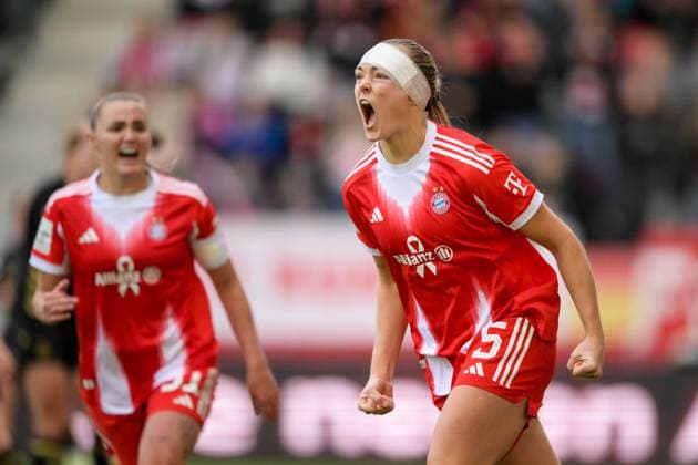 Fußball, Google Pixel Frauen Bundesliga, 20251019, FC Bayern München - 1. FC Köln. Im Bild Tor 32:1, Torjubel, Torschützin Magdalena ERIKSSON (Bayern, 5). München FC Bayern Campus Bayern Deutschland Copyright: Passion2Press MarkusxFischerx
