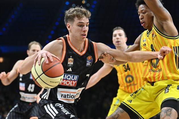 Tobias Jensen (Ratiopharm Ulm, 7) GER, Alba Berlin gegen Ratiopharm Ulm, Basketball, BBL Pokal, Saison 2025 2026, Achtelfinale, 19.10.2025 GER, Alba Berlin gegen Ratiopharm Ulm, Basketball, BBL Pokal, Saison 2025 2026, Achtelfinale, 19.10.2025 Berlin Copyright: xEibner-Pressefoto RyanxSleimanx EP_RSN