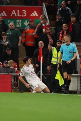 Harry Maguire of Manchester United, ManU celebrates a goal 1-2 Liverpool v Manchester United, Premier League, Football, Anfield, Liverpool, UK - 19 Oct 2025Liverpool Anfield United Kingdom EDITORIAL USE ONLY No use with unauthorised audio, video, data, fixture lists, club league logos or live services. Online in-match use limited to 120 images, no video emulation. No use in betting, games or single club league player publications. Copyright: xRyanxBrowne Shutterstockx 15548302aw