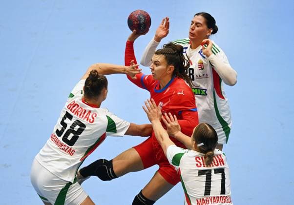 EHF Euro Cup Women, Group 2, match Hungary vs. Czech Republic in Prague, Czech Republic, October 19, 2025. From left Reka Bordas of Hungary, Czech Veronika Holeckova, Nikoletta Papp of Hungary in action (CTKxPhoto MichaelaxRihova) CTKPhotoP2025101906100  CTKPhotoP2025101906100