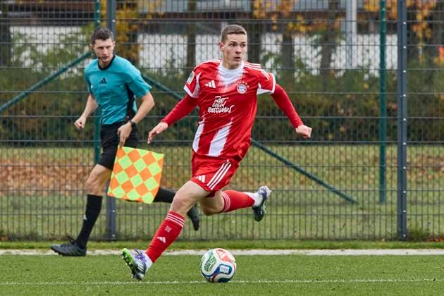 B-Junioren Bundesliga U17, U 17 DFB-Nachwuchsliga, FC Bayern München (U17) vs SpVgg Unterhaching (U17), München FC Bayern, München FC Bayern (U17), Unterhaching SpVgg (U17), Unterhaching SpVgg, 2025-10-19 in München (FC Bayern Campus) HORVATH Jakob (FC Bayern München (U17) AB (Nr.2) FCB-U172 ) sportworld München FC Bayern Campus Bayern Deutschland