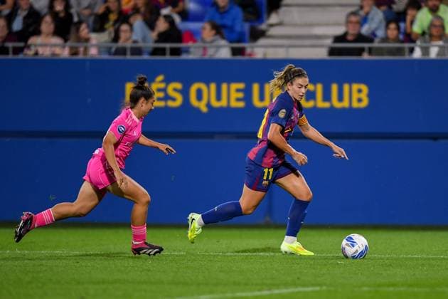 FC Barcelona, Barca v GRANADA CF. JOHAN CRUYFF STADIUM,BARCELONA. October 19,2025 FC BARCELONA vs GRANADA CF. October 19,2025 Alexia Putellas (11) of FC Barcelona during the match between FC Barcelona and Granada CF corresponding to the eighth day of the La Liga F Moeve at the Johan Cruyff Stadium in Barcelona, Spain, on October 19, 2025. Barcelona ESP Copyright: xS.xRosx