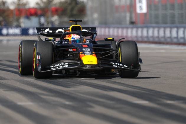 AUSTIN, TX - OCTOBER 19: Oracle Red Bull Racing driver Max Verstappen (1) of the Netherlands pulls into the grid before the Formula 1 MSC Cruises United States Grand Prix on October 19, 2025, at Circuit of The Americas in Austin, Texas. (Photo by David Buono Icon Sportswire) AUTO: OCT 19 F1 United States Grand Prix EDITORIAL USE ONLY Icon2510190411