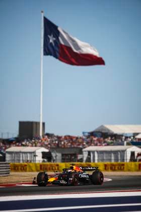 F1 - UNITED STATES GRAND PRIX 2025 01 VERSTAPPEN Max (nld), Red Bull Racing RB21, action during the 2025 Formula 1 United States Grand Prix, 19th round of the 2025 FIA Formula One World Championship, WM, Weltmeisterschaft from October 17 to 19, 2025 on the Circuit of the Americas, in Austin, Texas, United States of America - AustinUnited States  Copyright: xXavixBonillax