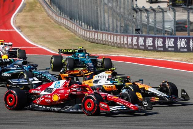 F1 - UNITED STATES GRAND PRIX 2025 start of the race, depart, 04 NORRIS Lando (gbr), McLaren F1 Team MCL39, action 16 LECLERC Charles (mco), Scuderia Ferrari SF-25, action during the 2025 Formula 1 United States Grand Prix, 19th round of the 2025 FIA Formula One World Championship, WM, Weltmeisterschaft from October 17 to 19, 2025 on the Circuit of the Americas, in Austin, Texas, United States of America - AustinUnited States  Copyright: xDPPIx