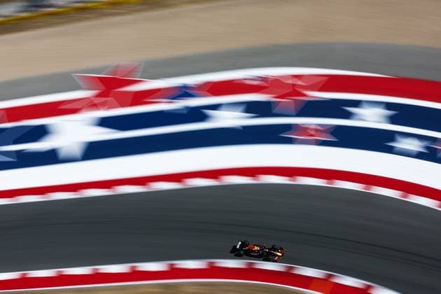 F1 - UNITED STATES GRAND PRIX 2025 01 VERSTAPPEN Max (nld), Red Bull Racing RB21, action during the 2025 Formula 1 United States Grand Prix, 19th round of the 2025 FIA Formula One World Championship, WM, Weltmeisterschaft from October 17 to 19, 2025 on the Circuit of the Americas, in Austin, Texas, United States of America - AustinUnited States  Copyright: xEricxAlonsox