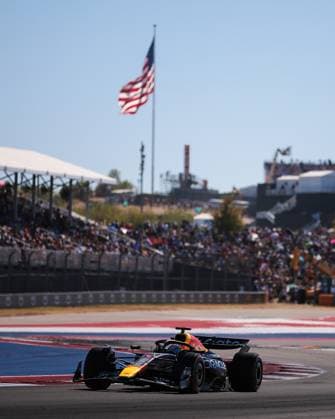 F1 - UNITED STATES GRAND PRIX 2025 01 VERSTAPPEN Max (nld), Red Bull Racing RB21, action during the 2025 Formula 1 United States Grand Prix, 19th round of the 2025 FIA Formula One World Championship, WM, Weltmeisterschaft from October 17 to 19, 2025 on the Circuit of the Americas, in Austin, Texas, United States of America - AustinUnited States  Copyright: xEricxAlonsox