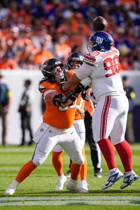 October 19, 2025: Denver Broncos center Luke Wattenberg (60) blocks New York Giants defensive tackle DJ Davidson (98) in the first half of the football game between the Denver Broncos and New York Giants. CSM. - ZUMAc04_ 20251019_zma_c04_285 Copyright: xDerekxRegensburgerx