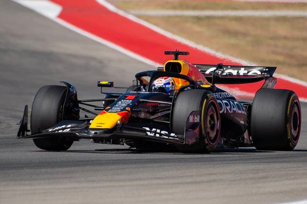 October 19, 2025: Max Verstappen (1) with ORACLE Red Bull Racing Team in action at the Formula 1 MSC Cruises United States Grand Prix, Circuit of the Americas. Austin, Texas. CSM Austin United States of America - ZUMAc04_ 20251019_faf_c04_054 Copyright: xMarioxCantux