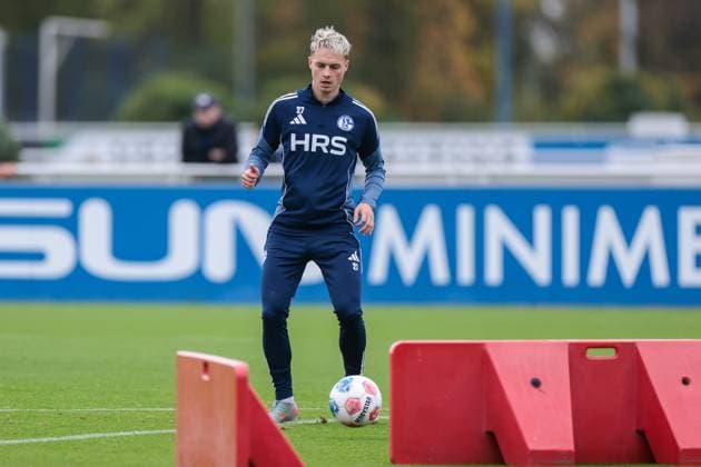 20.10.2025, Fussball, Saison 2025 2026, Training FC Schalke 04, Finn Porath (FC Schalke 04), Gelsenkirchen Trainingsgelände FC Schalke 04 NRW Deutschland xRHR-FOTO YYx Copyright: RHR-FOTOx RHR-FOTO YY