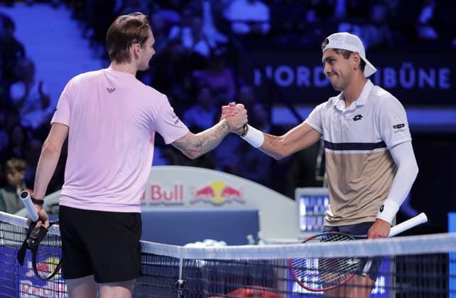TENNIS - ATP, Tennis Herren Erste Bank Open VIENNA,AUSTRIA,20.OCT.25 - TENNIS - ATP World Tour, Erste Bank Open. Image shows Alexander Bublik (KAZ) and Alejandro Tabilo (CHI).  GEPAxpictures xWalterxLuger