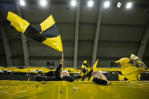 251020 Mjällbys supportrar inför fotbollsmatchen i Allsvenskan mellan IFK Göteborg och Mjällby den 20 oktober 2025 i Göteborg. Copyright: MATHIASxBERGELD BB251020MB011