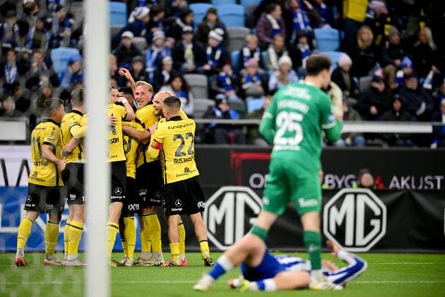 GÖTEBORG, SVERIGE 20251020 Jubel i Mjällby efter 0-1 av Jacob Bergström under mandagens fotbollsmatch i allsvenskan mellan IFK Göteborg och Mjällby AIK pa Gamla Ullevi. GÖTEBORG SVERIGE x9200x Copyright: xHannaxBrunlöf TTx ALLSVENSKAN GÖTEBORG-MJÄLLBY