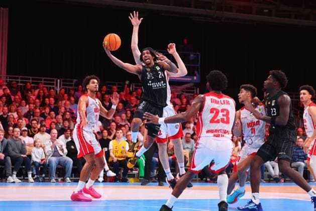 JaCobi Allen Wood (Tuebingen) zieht zum Korb RheinStars Koeln - Tigers Tuebingen, Basketball, 2. Bundesliga ProA, 20.10.2025 RheinStars Koeln - Tigers Tuebingen, Basketball, 2. Bundesliga ProA, 20.10.2025 Koeln Copyright: xEibner-Pressefotox EP_RWS