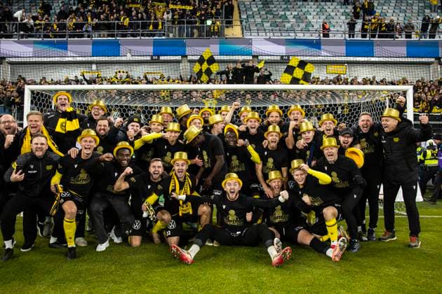 251020 Mjällbys spelare jublar efter fotbollsmatchen i Allsvenskan mellan IFK Göteborg och Mjällby den 20 oktober 2025 i Göteborg. Copyright: MICHAELxERICHSEN BB251020MI052