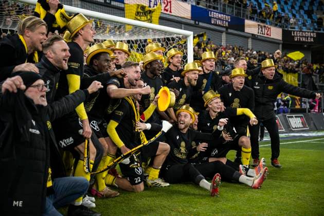 251020 Mjällbys spelare jublar efter fotbollsmatchen i Allsvenskan mellan IFK Göteborg och Mjällby den 20 oktober 2025 i Göteborg. Copyright: CARLxSANDIN BB251020CS063