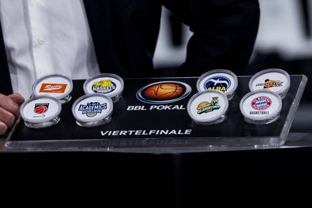 BBL Pokal, FC Bayern München - Basketball Löwen Braunschweig; 20.10.2025 Die Auslosung des BBL Pokal Viertelfinales Rasta Vechta - EWE Baskets Oldenburg Bamberg Baskets - MLP Academics Heidelberg Alba Berlin - Science City Jena Vet-Concept Gladiators Trier - FC Bayern München BBL Pokal, FC Bayern München - Basketball Löwen Braunschweig; München, BMW Park am 20.10.2025 Copyright: xBEAUTIFULxSPORTS Wunderlx