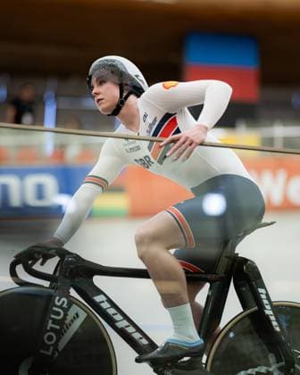 2025 Tissot UCI Track World Championships Picture by Alex Whitehead SWpix.com - 20 10 2025 - Cycling - 2025 Tissot UCI Track World Championships - Velodromo PenalolÃ n, Santiago, Chile - Training - Emma Finucane of Great Britain. Santiago Velodromo Parque PenalolÃ n Chile Copyright: x xSWpix.comx(t axPhotographyxHubxLtd)xAlexxWhitehead SWpix.comx SWP-3030-10336