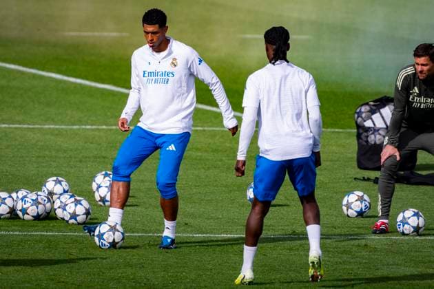 Real Madrid C.F. Training Session And press conference, PK, Pressekonferenz - UEFA Champions League 2025 26 League Phase MD3 Players of Real Madrid (from L to R) Jude Bellingham, Eduardo Camavinga are seen training during the Training Session and Press Conference ahead of the UEFA Champions League 2024 25 match against Juventus FC at Ciudad Real Madrid on October 21, 2025 in Valdebebas, Spain. Valdebebas Ciudad Real Madrid Madrid Spain Copyright: xAlbertoxGardinx AGardin_20251021_Foot_Champions_Real_Madrid_PC_0242