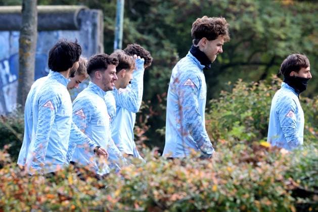 DEU, DFL, 2. FBL Hertha BSC, Training, 21.10.2025, Sportforum, Berlin, DEU, DFL, 2. FBL Hertha BSC, Training, im Bild Hertha-Spielerkreis, Linus Gechter (Hertha BSC Berlin 44), Diego Demme (Hertha BSC Berlin 6) DFL - regulations prohibit any use of Photographs as image sequences and or quasi-video