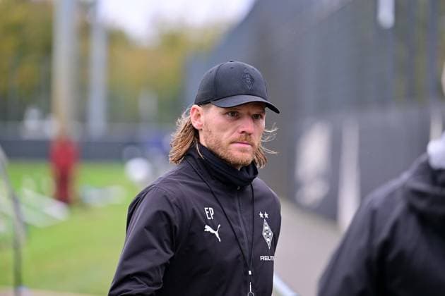 21.10.2025; Moenchengladbach; Fussball, Herren, Saison 2025 2026, Training Borussia Moenchengladbach Eugen Polanski (Interimstrainer Gladbach) DFL regulations prohibit any use of photographs as image sequences and or quasi-video. Borussia-Park NRW Deutschland