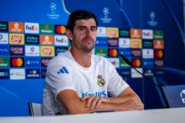 Real Madrid C.F. Training Session And press conference, PK, Pressekonferenz - UEFA Champions League 2025 26 League Phase MD3 Thibaut Courtois of Real Madrid speaks during the press conference ahead of the UEFA Champions League 2024 25 match against Juventus FC at Ciudad Real Madrid on October 21, 2025 in Valdebebas, Spain. Valdebebas Ciudad Real Madrid Madrid Spain Copyright: xAlbertoxGardinx AGardin_20251021_Foot_Champions_Real_Madrid_PC_0605