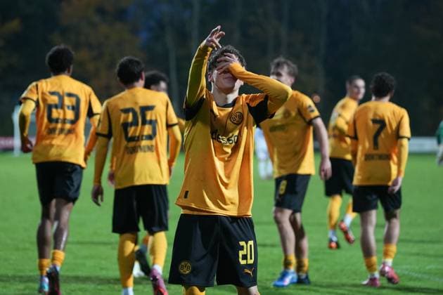 Mittwoch, 21.10.2025 Saison 2025 2026 3. Spieltag UEFA Youth League im Tingbjerg Idraetspark, Kopenhagen, Denmark. FC Kopenhagen U19 - BV Borussia Dortmund U19. Torjubel nach dem 2:0 durch Tom Lasse Faust (BVB).