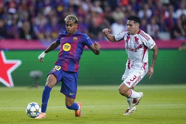 during the UEFA Champions League match, between FC Barcelona, Barca and Olympiacos FC, Lluis Companys Stadium on October 21, 2025 in Barcelona, Spain. (Photo by Bagu Blanco PRESSIN).. Copyright: xBaguxBlancox xPRESSINx