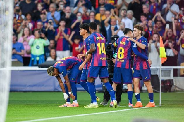 FC Barcelona, Barca v OLIMPIACOS FC OLIMPIC STADIUM LLUIS COMPANYS. MONTJUIC,BARCELONA. October 21,2025 FC BARCELONA vs OLIMPIACOS FC October 21,2025 Fermin Lopez (16) of FC Barcelona celebrates scoring his team s first goal with teammates during the soccer match corresponding to the third match of the group stage of the UEFA Champions League between FC Barcelona and Olimpiacos FC at Olimpic Stadium Lluis Companys of MontjuÃ¯c in Barcelona, Spain. Barcelona ESP Copyright: xS.xRosx