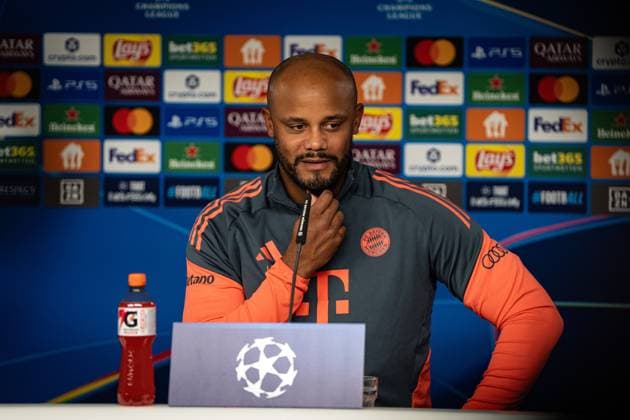 Fußball Champions League Pressekonferenz FC Bayern München am 21.10.2025 auf dem Trainingsgelände an der Säbener Straße in München Vincent Kompany ( Trainer Cheftrainer München ) Photo by FC Bayern München via REVIERFOTO