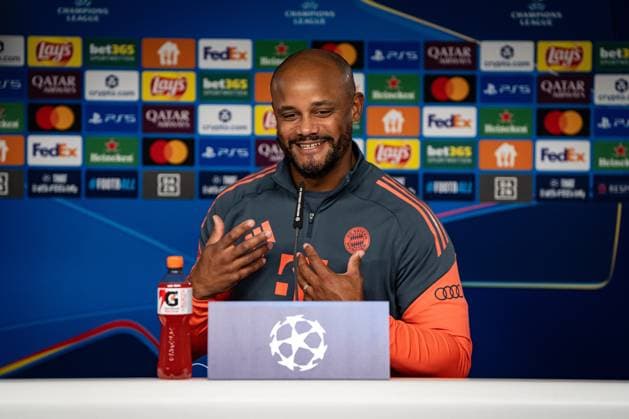 Fußball Champions League Pressekonferenz FC Bayern München am 21.10.2025 auf dem Trainingsgelände an der Säbener Straße in München Vincent Kompany ( Trainer Cheftrainer München ) Photo by FC Bayern München via REVIERFOTO