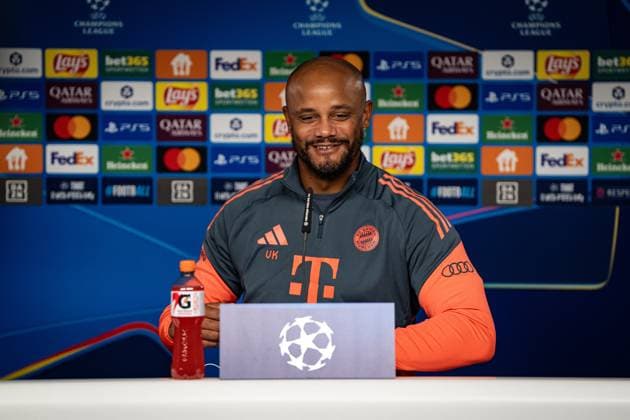 Fußball Champions League Pressekonferenz FC Bayern München am 21.10.2025 auf dem Trainingsgelände an der Säbener Straße in München Vincent Kompany ( Trainer Cheftrainer München ) Photo by FC Bayern München via REVIERFOTO